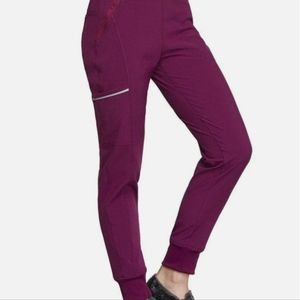 Cherokee infinity Medium top and Medium pants. Scrub Set